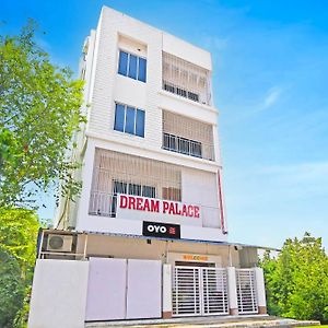 Super Hotel O Ruby Near Acropolis Mall